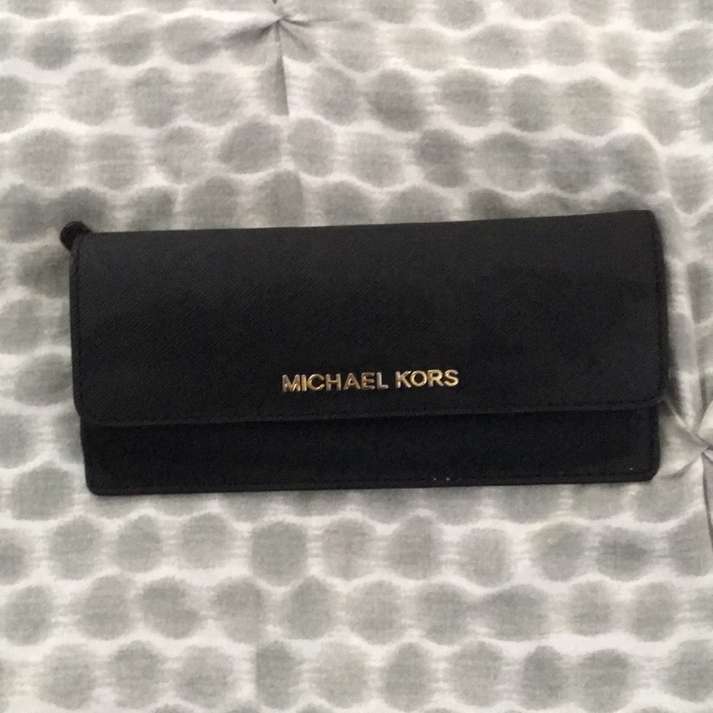 Michael Kors wallet